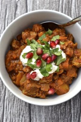   Haleem: Creamy Spiced Lentil Stew Melts in Your Mouth With Every Heavenly Bite!